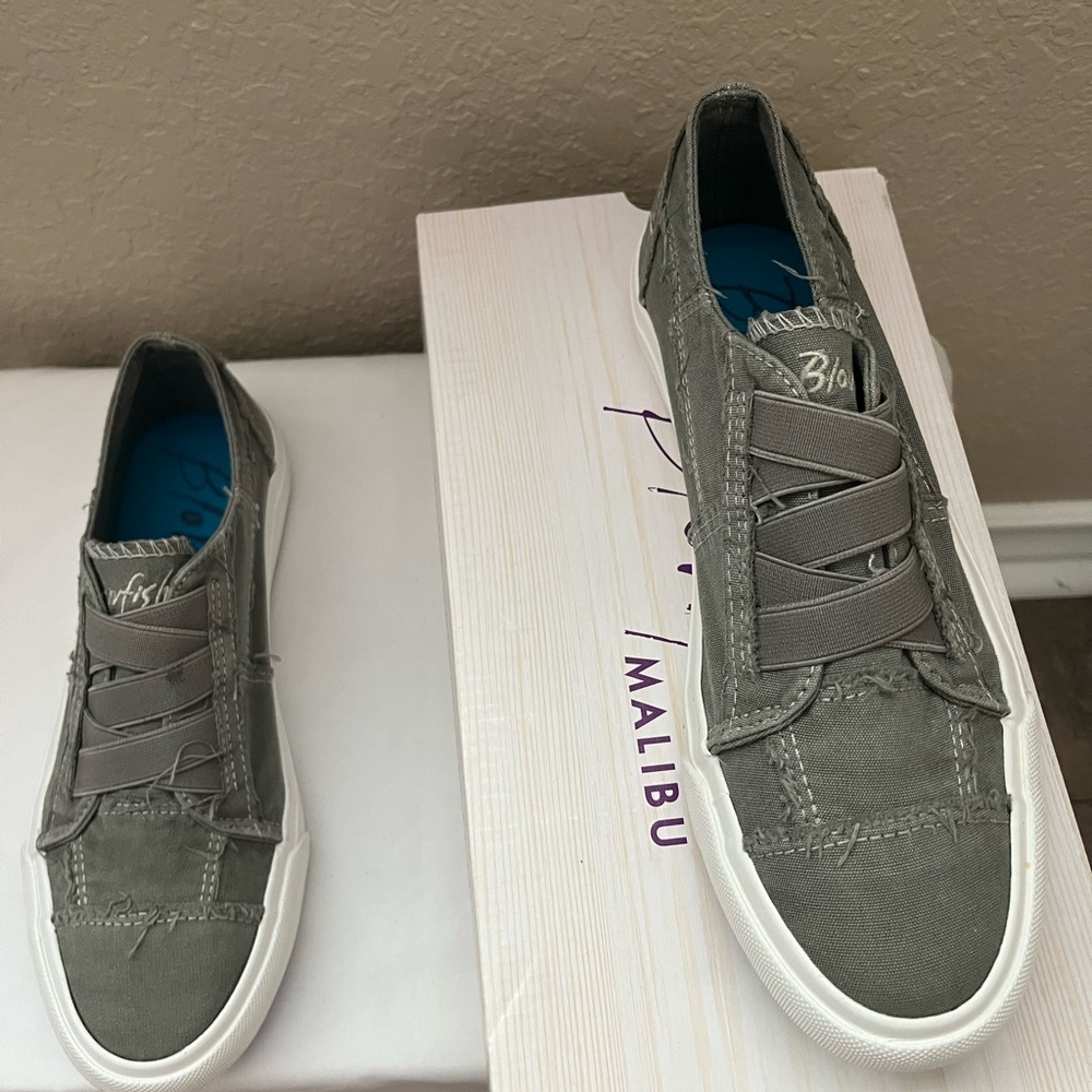 Blowfish Gray Sneakers Slide On